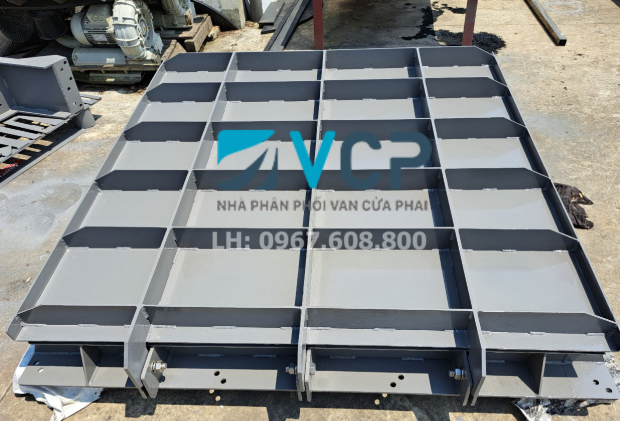 Van cửa lật chính hãng, chất lượng, giá ưu đãi