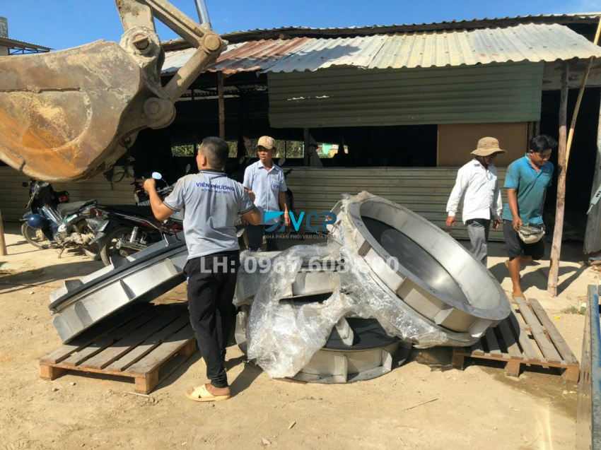 van cửa lật HDPE loại mới nhất